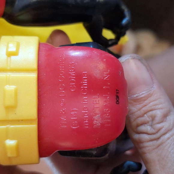 Robin from Batman unlimited posable figure - Picture 3 of 6